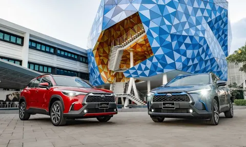 Cập nhật giá lăn bánh của Toyota Corolla Cross 2022 cuối tháng 10