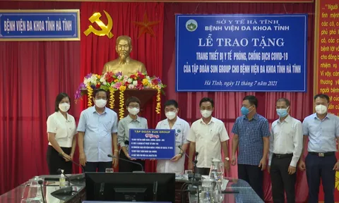 Nhiều trang thiết bị y tế hiện đại hỗ trợ điều trị Covid-19 đã được Sun Group trao tặng Hà Tĩnh và Hưng Yên 