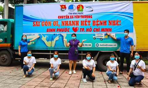 Chuyến xe đầy ắp rau củ đượm tình của người Bình Phước đã đến với 900 hộ dân tại Sài Gòn