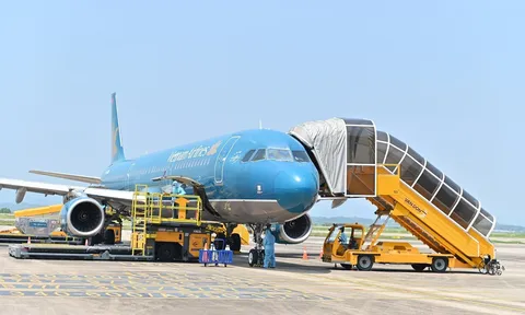 Hai chuyến bay chở 345 khách có “Hộ chiếu vắc xin” từ Mỹ hạ cánh tại sân bay Vân Đồn