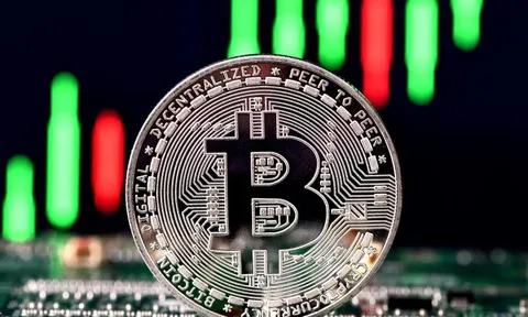 Bitcoin tiến sát kỷ lục 35.000 USD/đồng