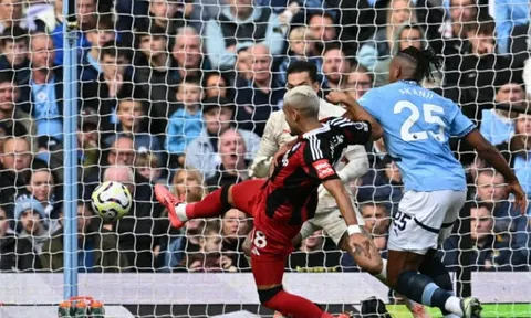 Man City 3-2 Fulham: Thoát nạn nhờ Kovacic; Không thể cản Bernardo Silva