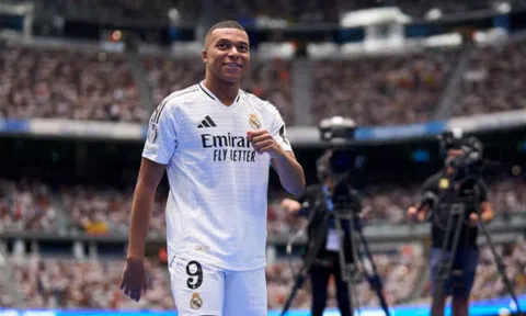 Mbappe đứng đâu trong dàn Galactico mà Perez mang về?