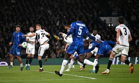 "Bóng chết" - Vũ khí bí mật đáng sợ của Chelsea