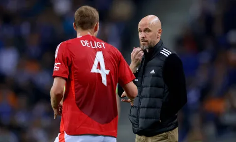 De Ligt nêu lý do khiến Ten Hag "bay ghế"