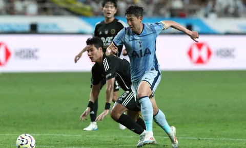 Son Heung-min lập siêu phẩm trong trận cầu 7 bàn