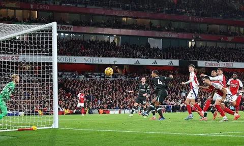 Mổ xẻ thứ vũ khí giúp Arsenal ghi bàn trước Liverpool