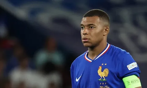 'Ghẻ lạnh' ĐT Pháp, Mbappe hứng chịu cơn thịnh nộ