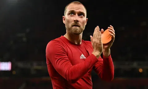 Ten Hag gây ngạc nhiên vì 1 quyết định với Man United