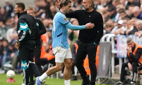 Newcastle 1-1 Man City: Nỗi buồN Grealish, tội đồ hàng thủ