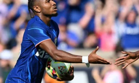 Nkunku ghi bàn, Chelsea 'phơi áo' trước đội bóng của Brendan Rodgers