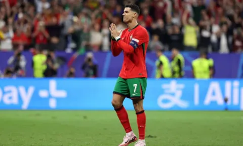 “Ronaldo khiến Bồ Đào Nha bị loại khỏi EURO 2024”