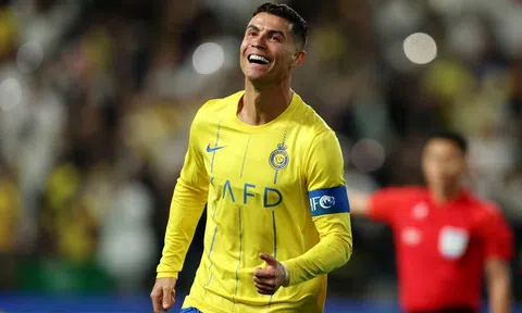 Mở tài khoản mùa giải mới, Ronaldo lập kỷ lục vô tiền khoáng hậu