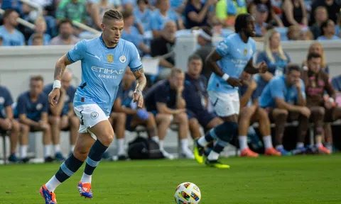 Tin chuyển nhượng Man City tối 28/7: Bán lỗ Kalvin Phillips; Cú hích Dani Olmo