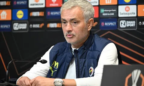 Hòa Twente, Mourinho đặt mục tiêu cho Fenerbahce