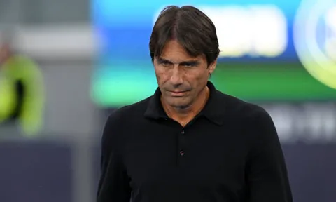 Conte ngỡ ngàng với phong độ của Napoli