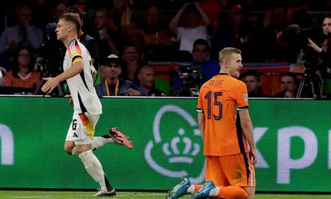 De Ligt lại mắc sai lầm, Koeman lên tiếng