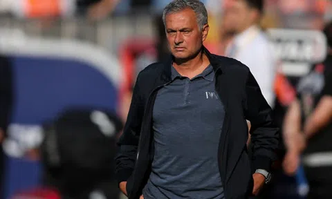 Đấu Galatasaray, Mourinho nhắc khéo trọng tài