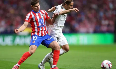 Julian Alvarez nhạt nhòa trong trận Derby Madrid