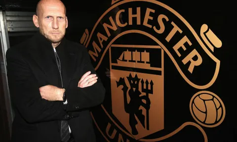 Nhìn Maguire, mới thấy Jaap Stam đã đúng