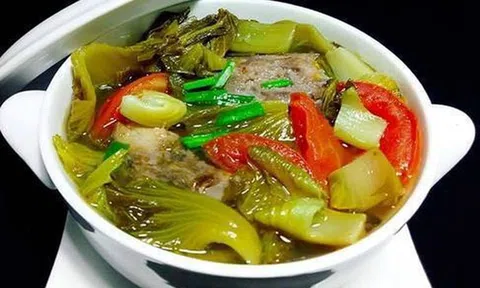 Cách nấu canh sườn dưa chua ngon