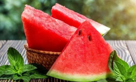 9 lý do tuyệt vời nên ăn dưa hấu vào ngày hè nắng nóng