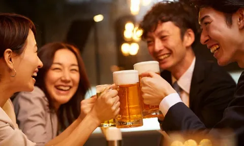 Tại sao người Nhật thích uống bia nhưng không có bụng bia? Bí quyết của họ là gì?