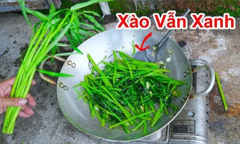 Xào rau tiện tay đổ ngay vào chảo, bảo sao rau thâm nát, muốn rau xanh giòn ngọt cứ làm cách này