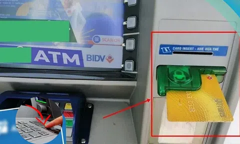 Không may bị máy ATM nuốt thẻ, cứ ấn nút này để lấy thẻ, không cần chờ mở khoá