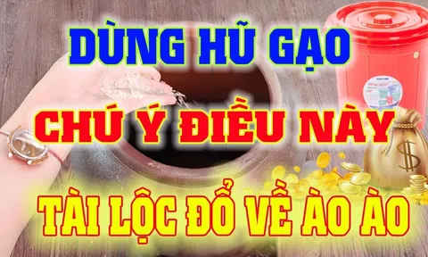 Gạo đổ trong thùng gốm giàu 3 họ, gạo đựng thùng nhựa khó 3 đời, biết sớm tài lộc dồi dào