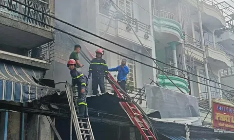 Vụ cháy nhà ở Nha Trang khiến 4 người không qua khỏi: Bà ngoại quay vào cứu 2 cháu nhưng không kịp thoát ra ngoài