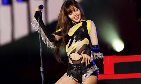 Lisa (BLACKPINK) gây tranh cãi vì nộp đơn đề cử tại Grammy 2025