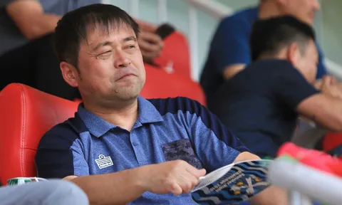 HLV Nhật Bản nói 'lời thật lòng' về bóng đá Việt Nam