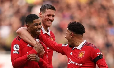 Rashford lại tỏa sáng, MU hủy diệt Leicester để ‘phả hơi nóng’ vào Man City