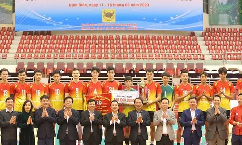 ĐKVĐ nam Ninh Bình 'chỉ đặt mục tiêu top 4' tại giải bóng chuyền VĐQG 2023