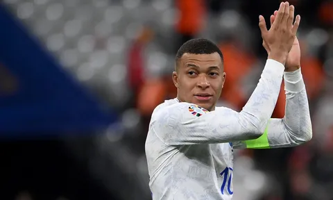 Chói sáng trong ngày nhận băng thủ quân, Mbappe vượt mặt Quả bóng Vàng ở thống kê ấn tượng