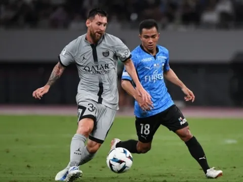 Nhận quà từ Messi, Chanathip mừng như được mùa