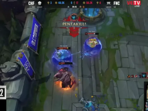 VIDEO: Xạ thủ Upset của FNC có cú Pentakill đầu tiên tại CKTG 2022