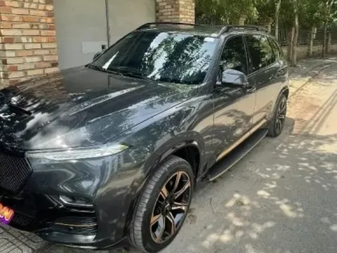 VinFast President chạy 5.000 km được rao bán với giá rẻ bất ngờ