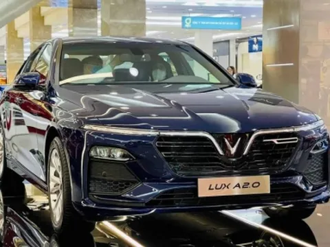 Doanh số ô tô VinFast tháng 6: VF e34 tăng trưởng mạnh, dừng nhận đặt hàng xe Lux