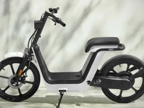 Honda tung ra thị trường mẫu xe điện giá chỉ 17 triệu đồng
