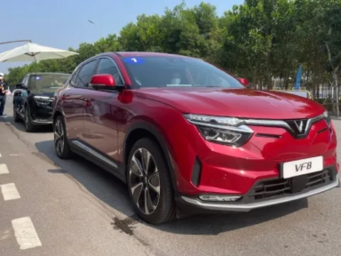 Đánh giá ô tô điện VinFast VF 8: Đáng sở hữu trong tầm giá hơn 1 tỷ đồng