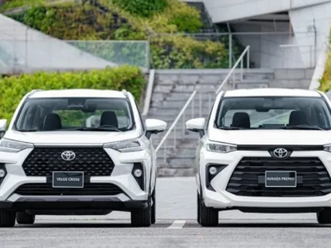 Khan hàng, bộ đôi Toyota Veloz Cross và Avanza Premio vẫn tăng giá bán