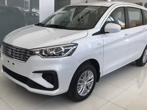 Chiếc ô tô 7 chỗ giá rẻ nhất Việt Nam được trang bị những gì?