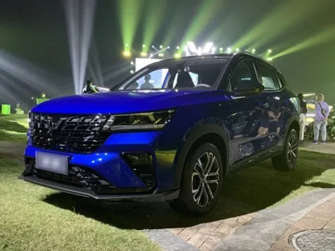 Ảnh thực tế mẫu SUV cỡ B giá rẻ vừa ra mắt đã khiến Seltos, HR-V “lo sốt vó”