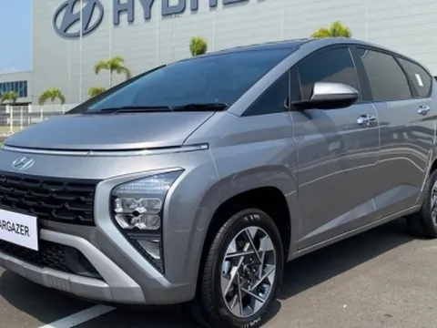 MPV siêu đẹp của Hyundai sắp ra mắt cạnh tranh Xpander, đại lý đã nhận cọc