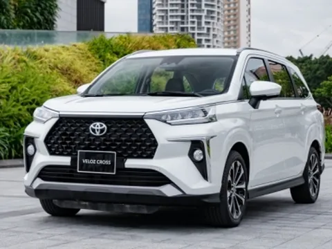 Top xe MPV bán chạy nhất tháng 9: Toyota Veloz “vượt mặt” Mitsubishi Xpander