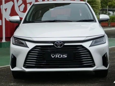 Cận cảnh Toyota Vios 2023 sắp về Việt Nam: giá từ 491 triệu, thiết kế như Camry