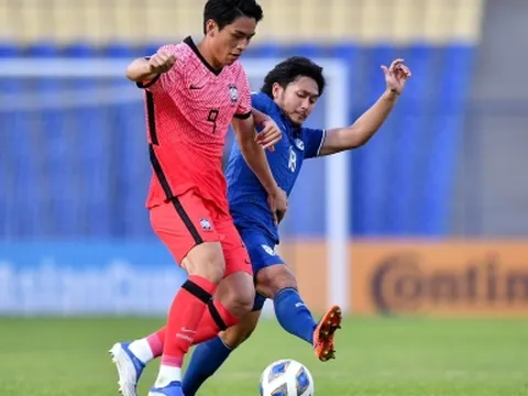 CĐV U23 Thái Lan: 'Chúng ta thi đấu giống như dân văn phòng vậy'