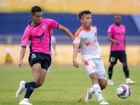 CLB V-League ký hợp đồng với sao trẻ Việt kiều, xuất thân từ lò Barcelona
